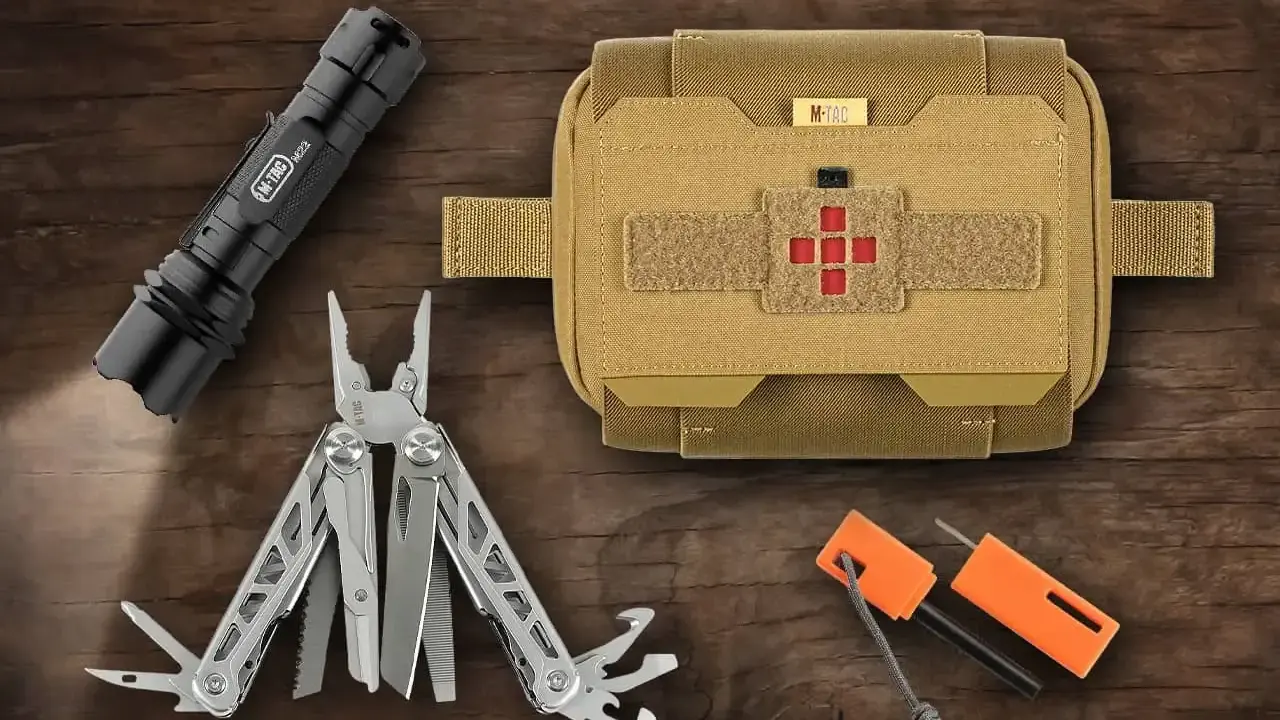 Latarka, multitool, krzesiwo i apteczka – to wszystko elementy EDC, które mogą przydać się w każdej sytuacji.